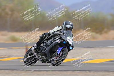 media/Sep-10-2022-SoCal Trackdays (Sat) [[a5bf35bb4a]]/Turn 6 (1140am)/